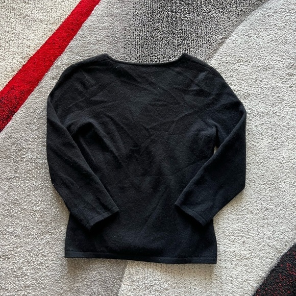 Valerie Stevens Black 2Ply Cashmere Sweater Top - Picture 3 of 3